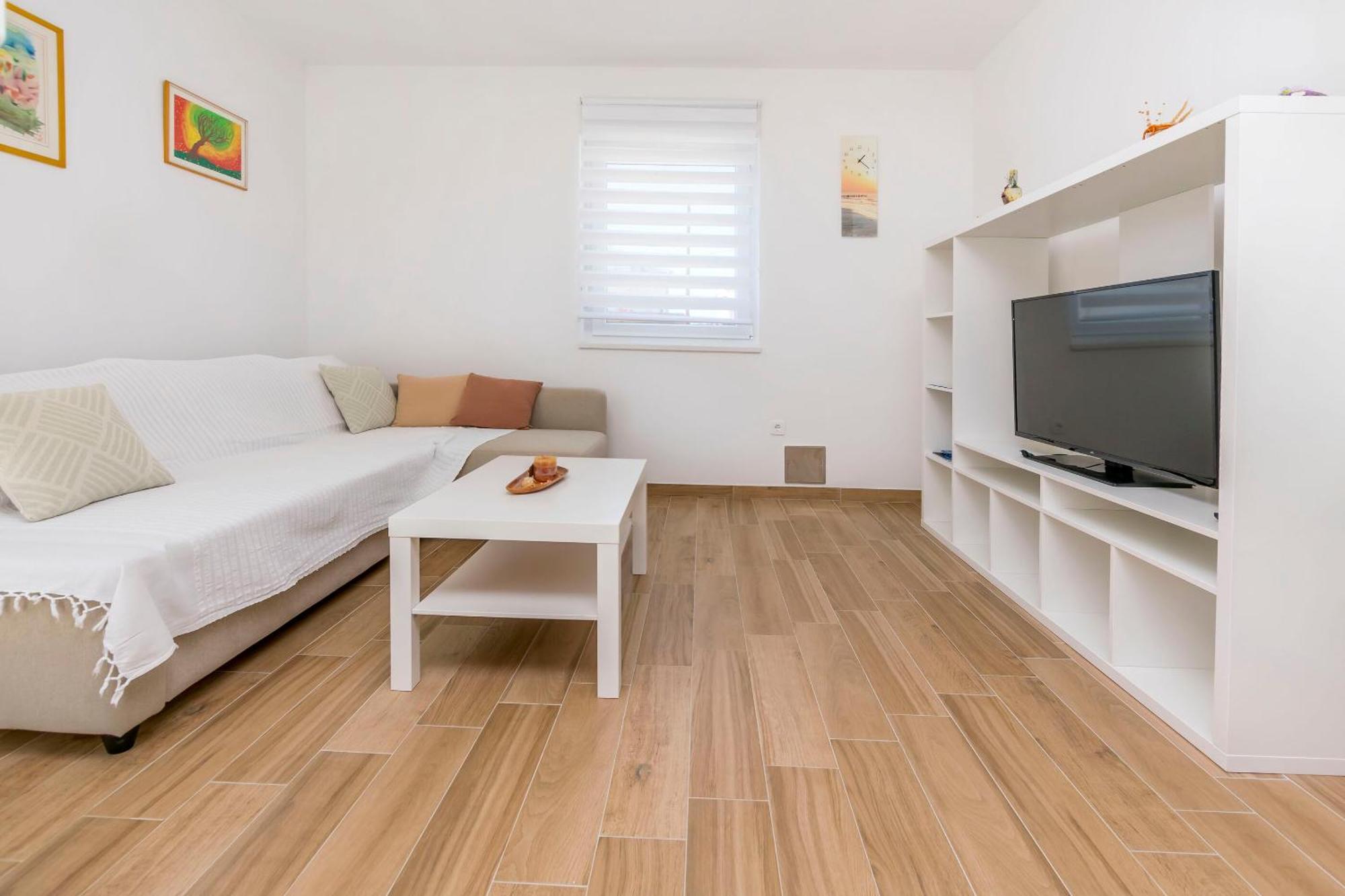 Apartments Tonka Primošten Rom bilde