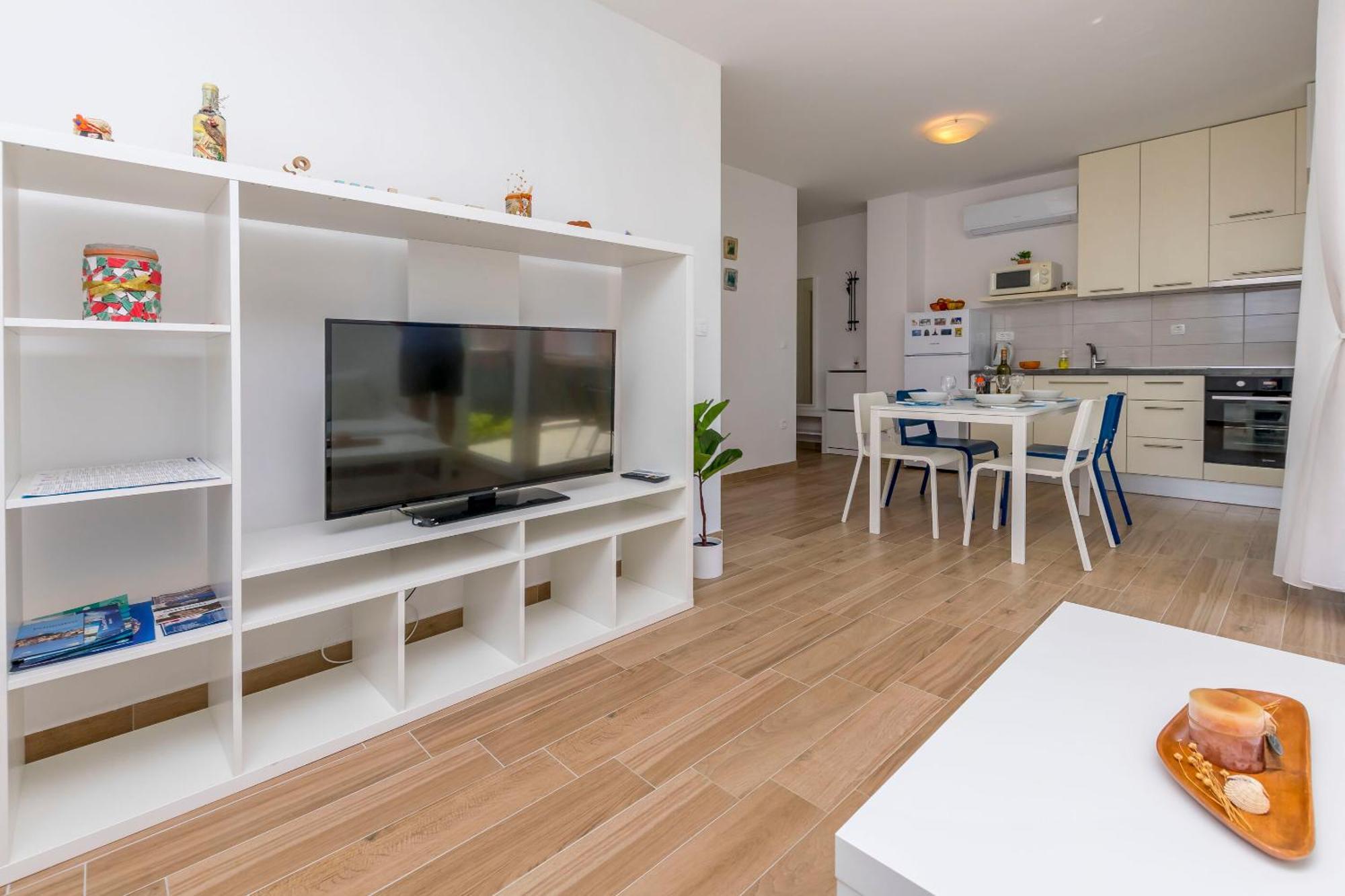 Apartments Tonka Primošten Rom bilde